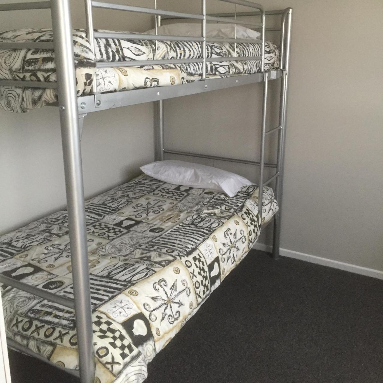 Ohakune Central Backpackers&Cabins Bagian luar foto